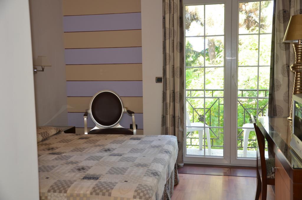 Regent Beach Hotel & Apartments Reggio di Calabria Buitenkant foto