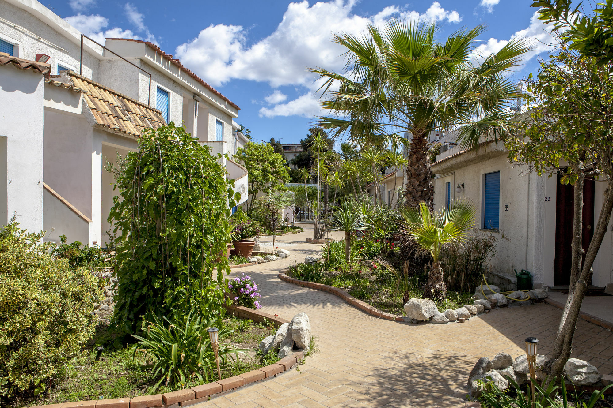 Regent Beach Hotel & Apartments Reggio di Calabria Buitenkant foto